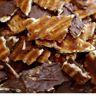 Chocolate Toffee matzo recipe