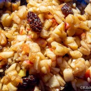 An apple, raisin, walnut and honey charoset recipe