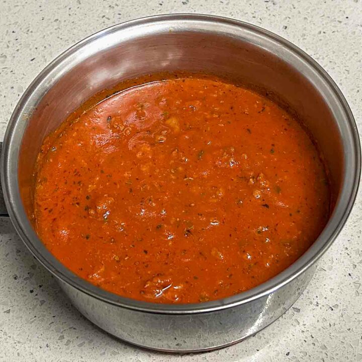 A pot of marinara meat sauce