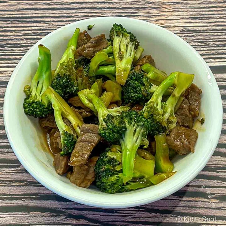Bowl of beef and broccoli stir-fry with ginger sauce